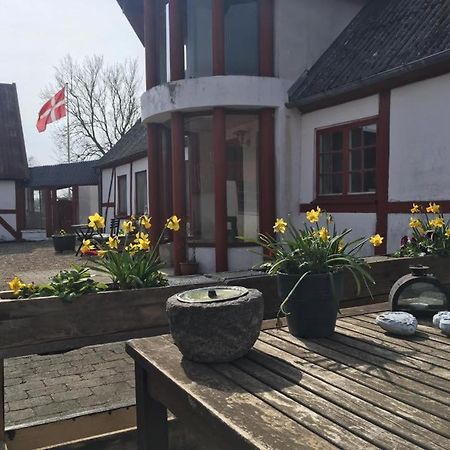 Praestogaard Bed & Breakfast Dış mekan fotoğraf