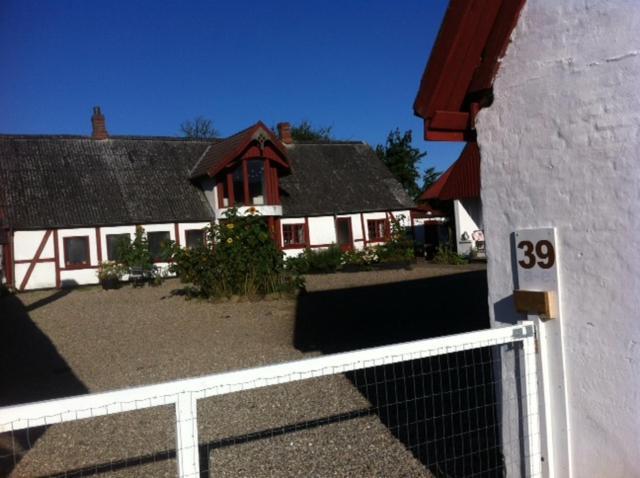Praestogaard Bed & Breakfast Dış mekan fotoğraf